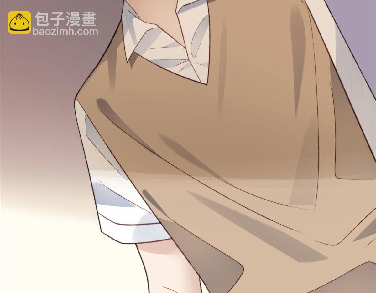 夫人她成了大佬們的團寵（團寵） - 01 這個醜八怪是誰？！(3/4) - 4