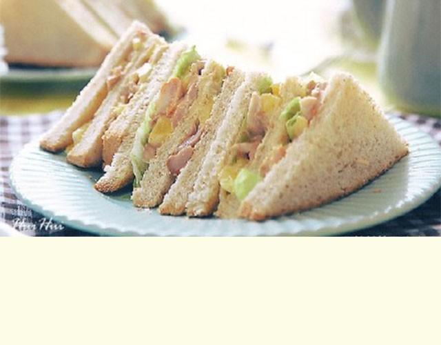 第11期  菠萝鸡肉三明治-第11话